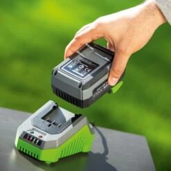 LUX 1 PowerSystem Starter-Set Mit 20 V 4 Ah Li-Ion Akku Und Schnellladegerät -Heimwerkzeuge 4007871960347 A 02