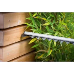 LUX Elektro-Heckenschere E-HS-710/60 A 9 LUX Elektro-Heckenschere E-HS-710/60 A -Heimwerkzeuge 4007872343286 CU01 101117