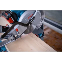 Bosch Professional Akku-Kapp- Und Gehrungssäge GCM 18 V-254 D -Heimwerkzeuge 4059952613284 4928 A 05