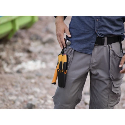 Fiskars Handwerkermesser Inklusive Holster Mit Integriertem Messerschärfer 3 Fiskars Handwerkermesser Inklusive Holster Mit Integriertem Messerschärfer – Bild 3