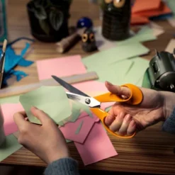 Fiskars Universalschere Classic S90 Länge 21 Cm -Heimwerkzeuge 6411501110404 4905 2