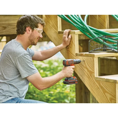 Black & Decker Black+Decker 18 V Akku-Bohrschrauber BDODC18K1A Inkl. 1,5 Ah Akku, Mit Koffer 4 Black & Decker Black+Decker 18 V Akku-Bohrschrauber BDODC18K1A Inkl. 1,5 Ah Akku, Mit Koffer – Bild 4