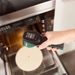 Bosch Infrarot-Thermodetektor UniversalTemp -Heimwerkzeuge 779028 3058 04